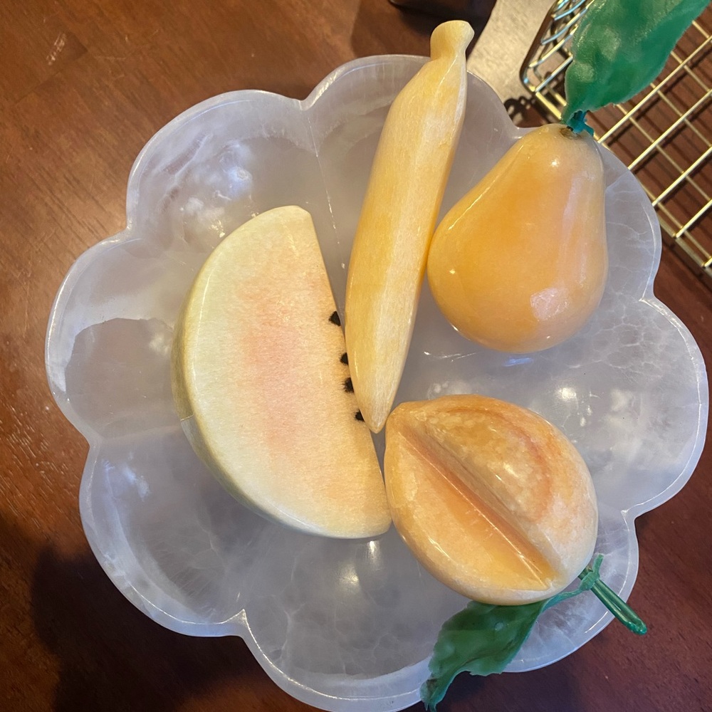 VINTAGE ALABASTER STONE FRUIT SET